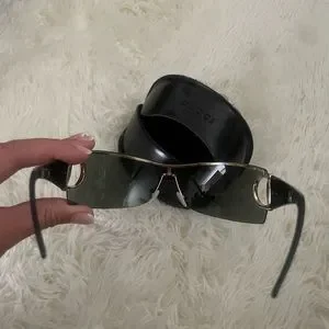 Gucci | Accessories | Gg 272s Gucci Rimless Visor Wrap 